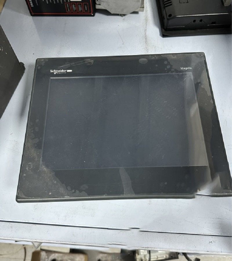 安徽施耐德觸摸屏?XBTN401進入不了系統(tǒng)故障維修服務(wù)中心電話地址